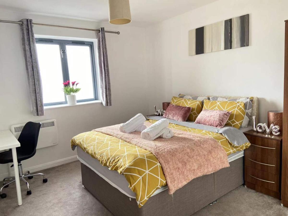 Beach Front Apt With Stunning Sea View Swansea Zewnętrze zdjęcie